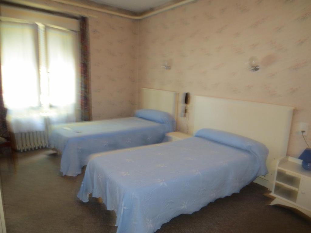 Hotellerie Du Centre Salies-du-Salat ภายนอก รูปภาพ