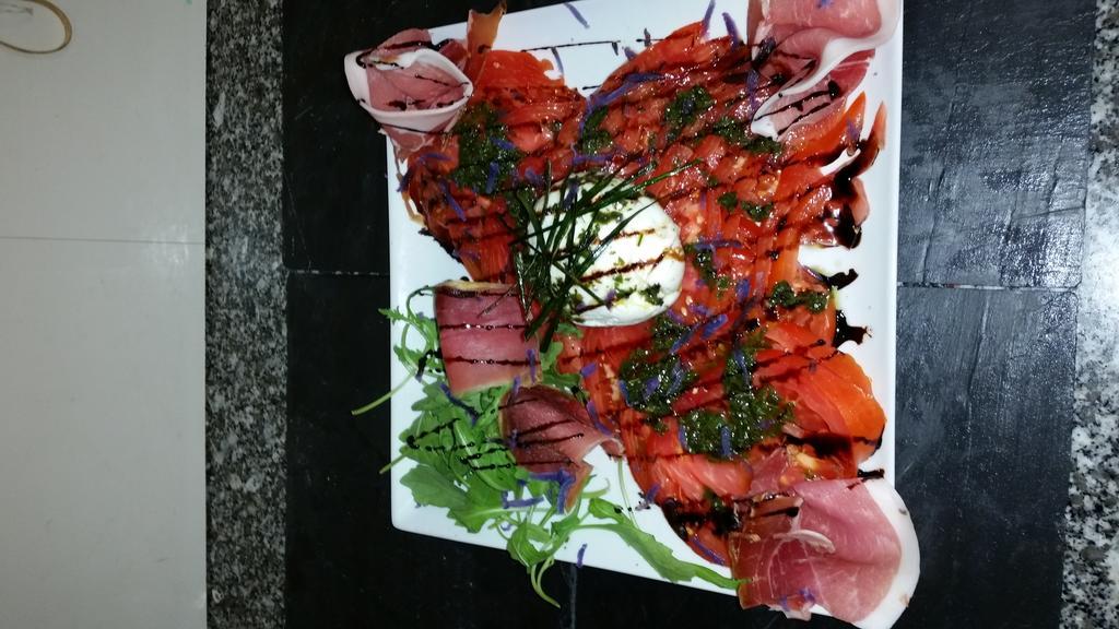 Hotellerie Du Centre Salies-du-Salat ภายนอก รูปภาพ