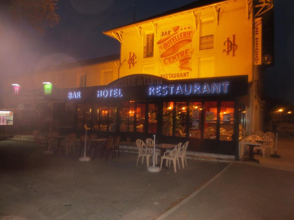 Hotellerie Du Centre Salies-du-Salat ภายนอก รูปภาพ
