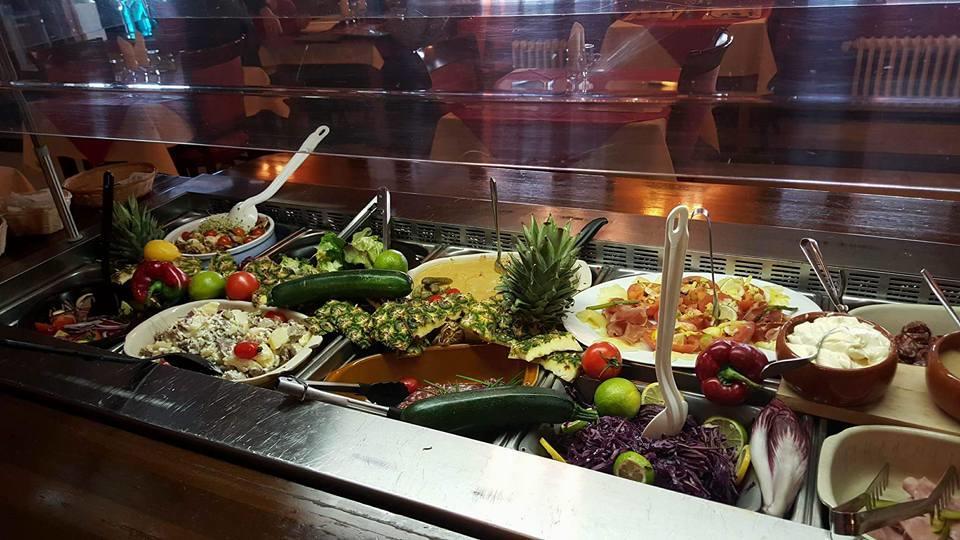 Hotellerie Du Centre Salies-du-Salat ภายนอก รูปภาพ